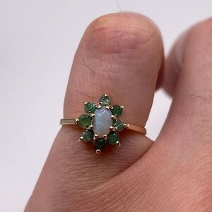 9k gold vintage emerald and opal ring